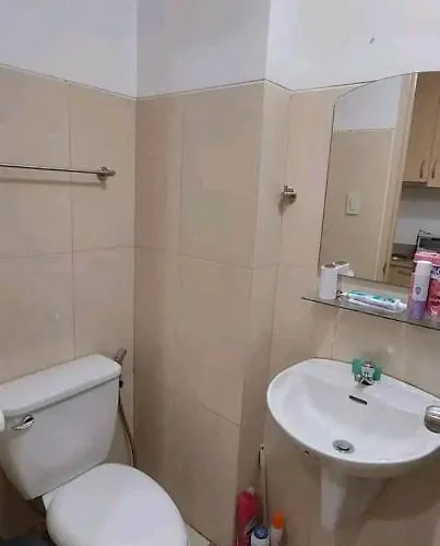 Apartment Chateau Elysee A8 Near Airport And Sm Mall, Wifi Manila