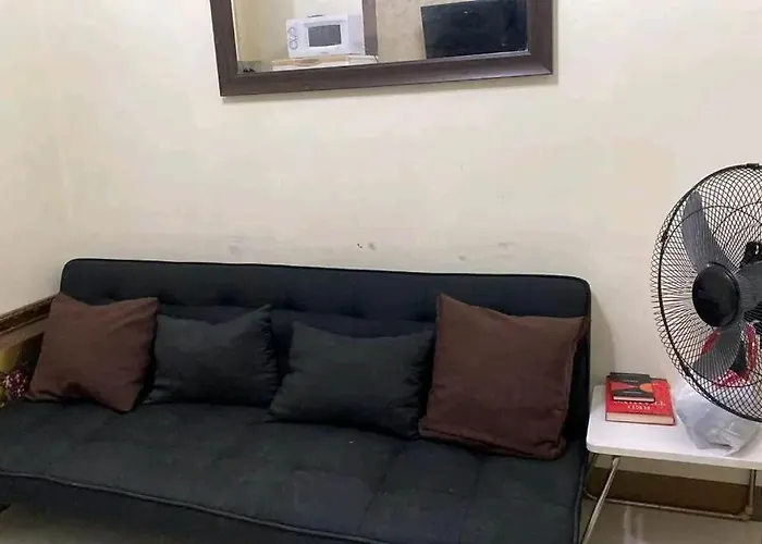 Chateau Elysee A8 Near Airport And Sm Mall, Wifi