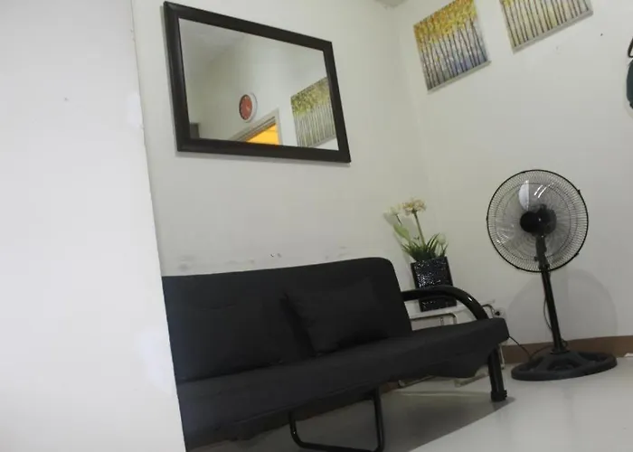 Chateau Elysee A8 Near Airport And Sm Mall, Wifi * Manila